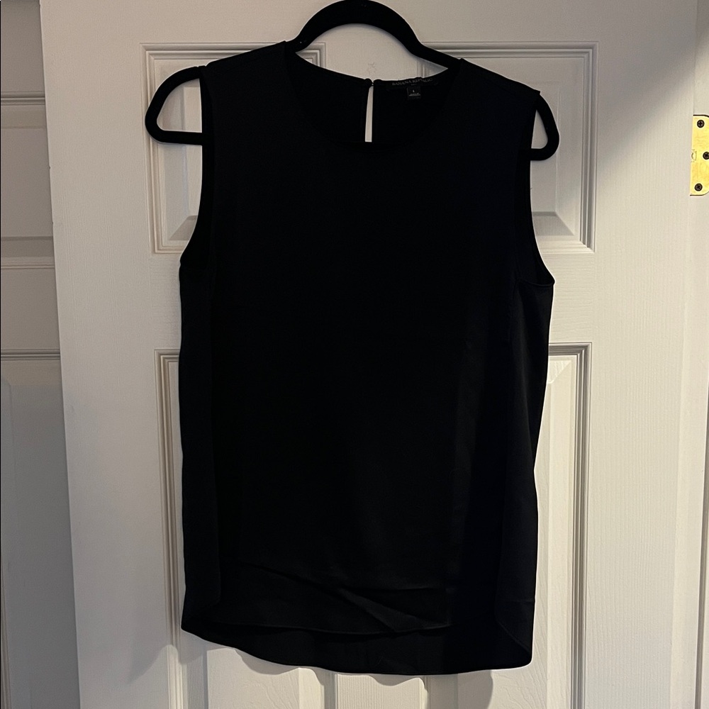 Banana Republic Classic Black Sleeveless Blouse